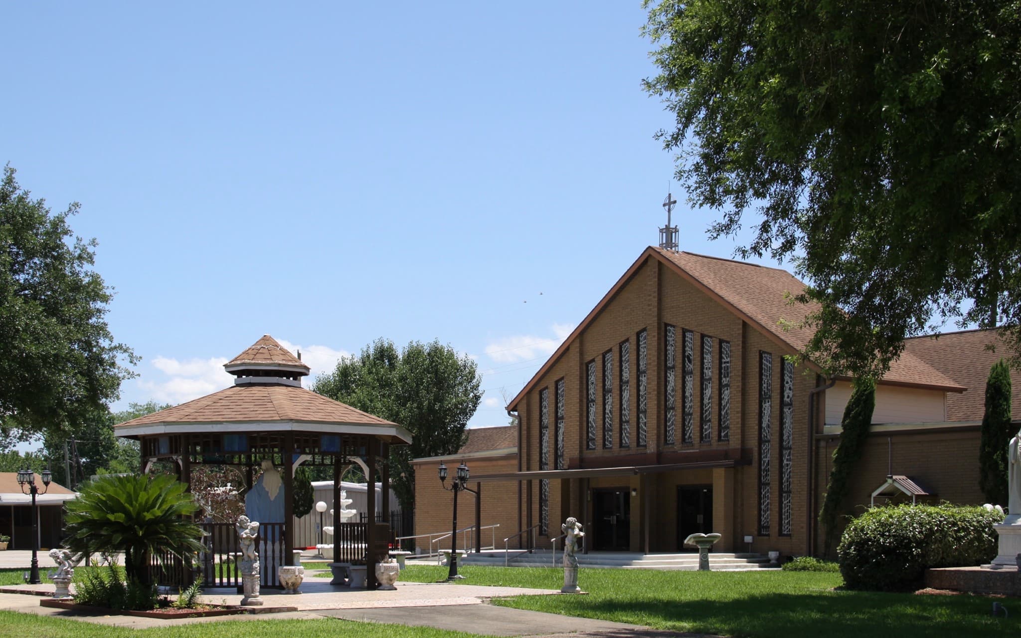Cover image of St. Martin de Porres community